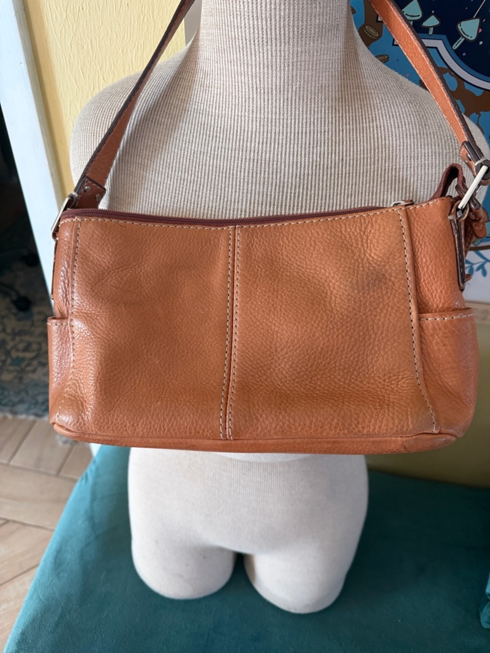 Fossil Tan Leather Shoulder Bag - Women's Carryall - Picture 4 of 6